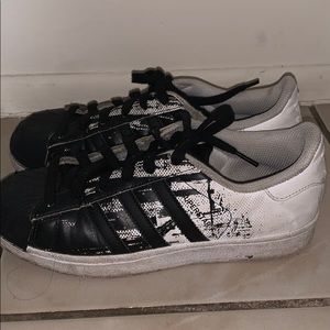 Adidas Sneakers